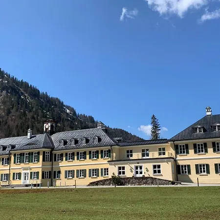 Pop-up Wildbad Hotel *